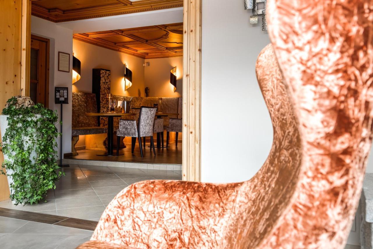 Hotel Fanes Selva di Val Gardena Exterior photo