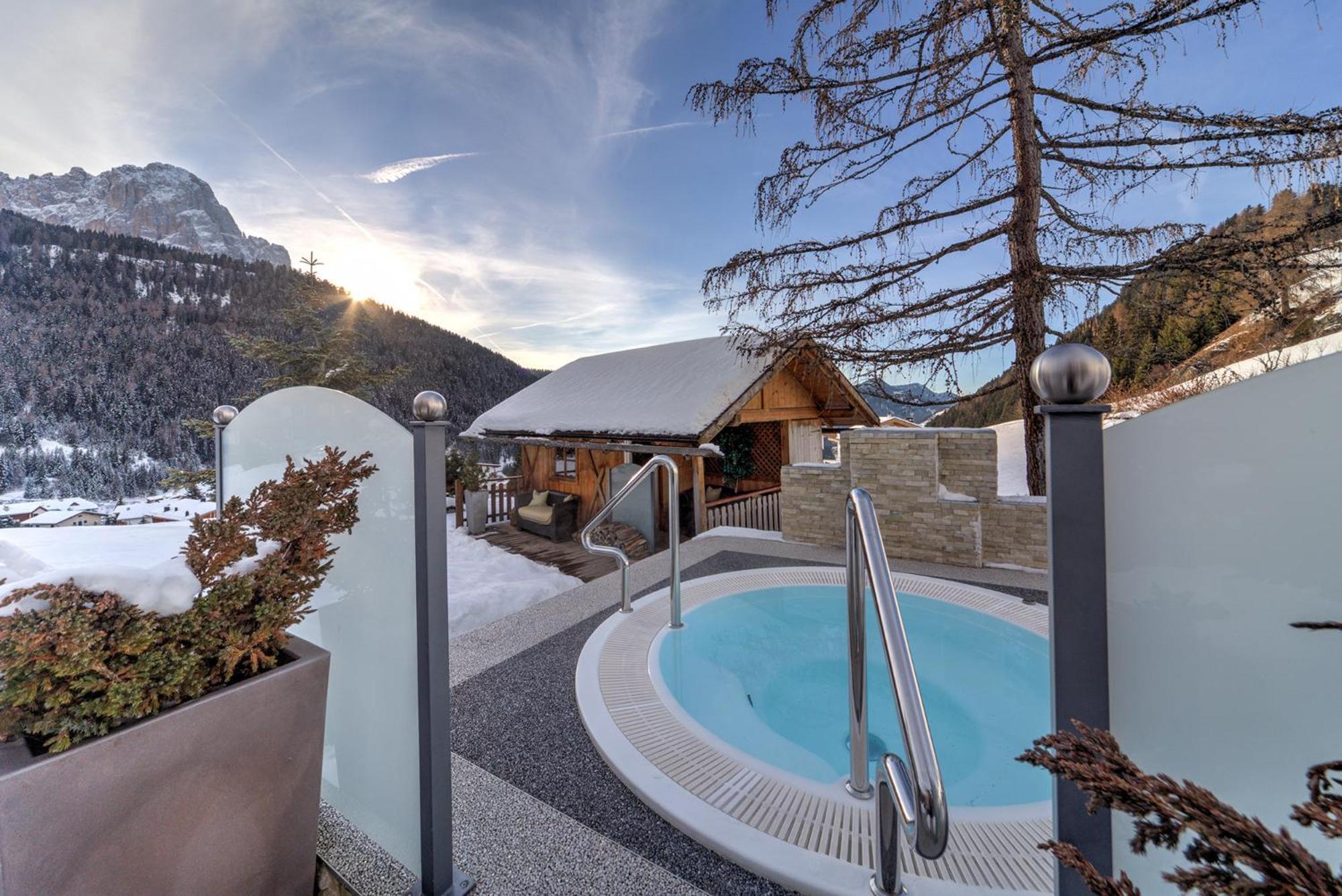 Hotel Fanes Selva di Val Gardena Exterior photo